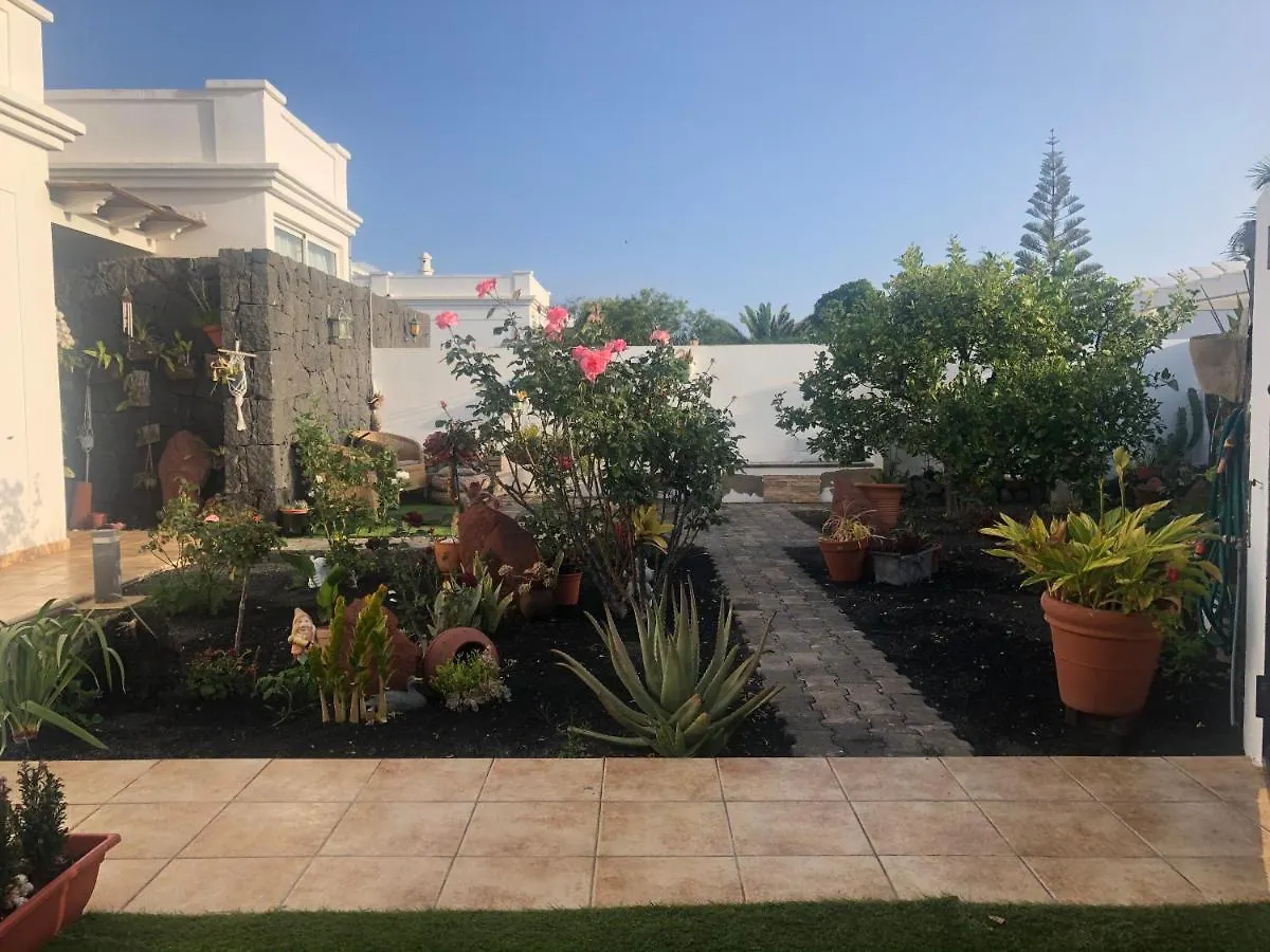 Rosales Apartment Playa Blanca